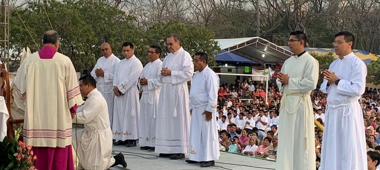 diaconado-permanente-fotos-de-recuerdos-2-tuxtla-gutierrez-chiapas